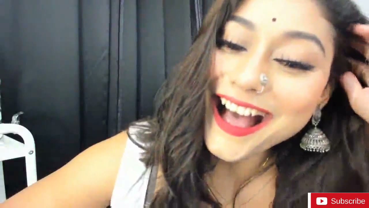 Desi bhabi in live webcamer sexy mood hot and masti #leaked #samisame