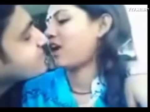 desi girl kiss collage friend