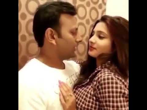 Desi girl Kissing Video || 2019