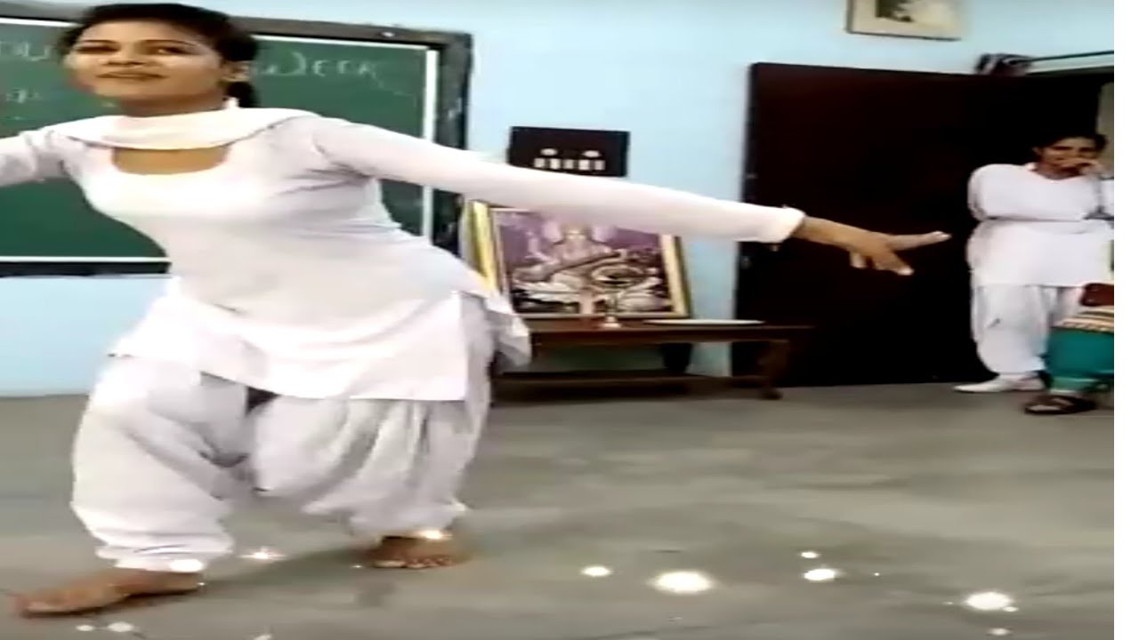 Desi school girl dancing on sapna Choudhary song