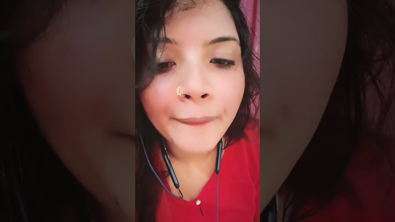 Desi spit love