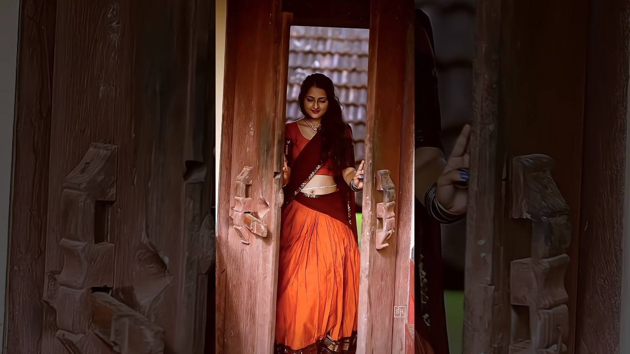 Devika Manoj #navel #hot