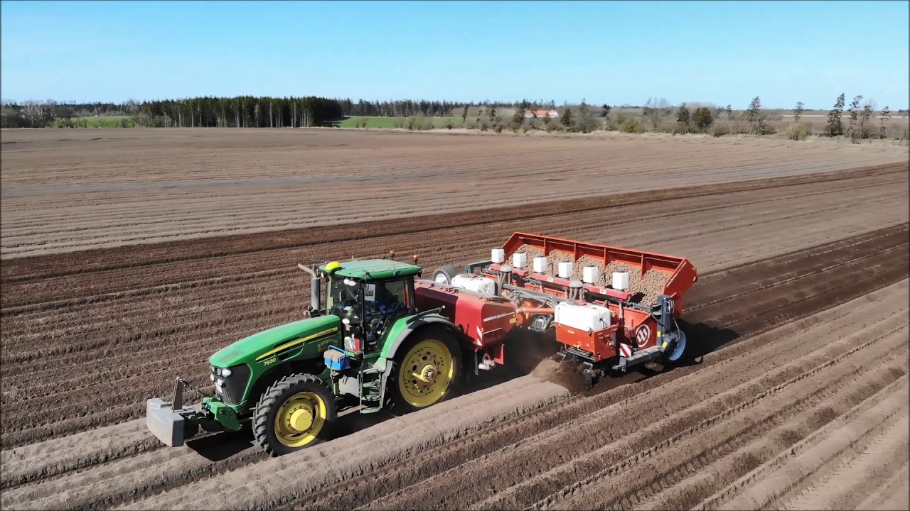 Dewulf Miedema CP 62 Extreme planting potatoes