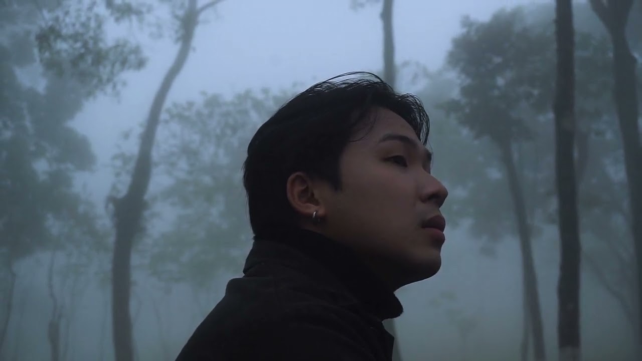 D.eyes - Tan Theo Làn Sương ( Official Music Video)