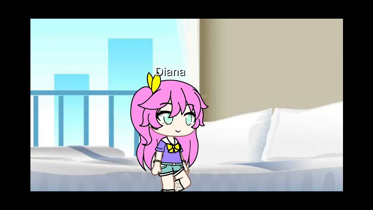 Diana usually pulls up her shirt before going to bed