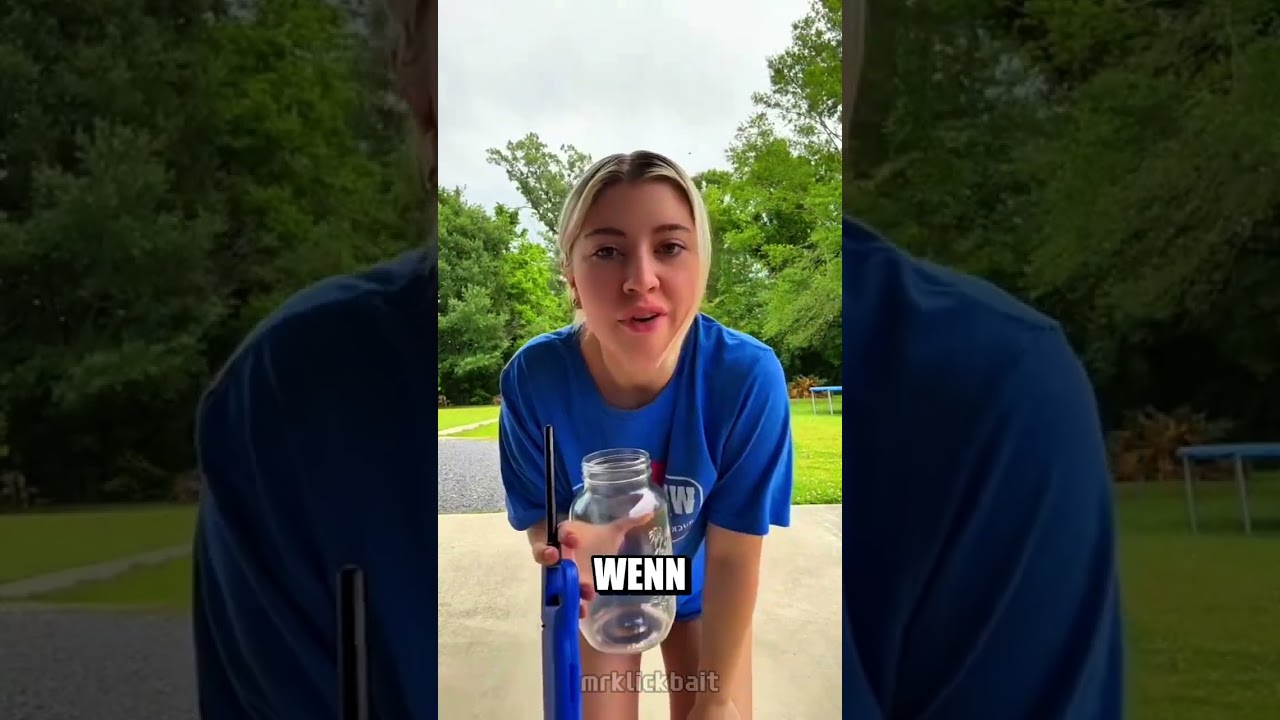Dieses Mädchen zündet🔥 einen Furz im Glas an..😮‍💨