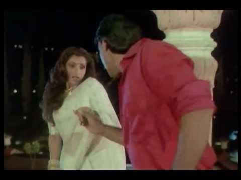 Dimple Kapadia enjoyed by Jackie Shroff in Various Saree