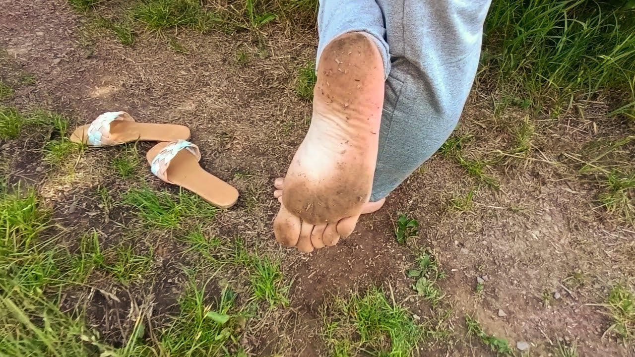 Dirty feet Happy feet