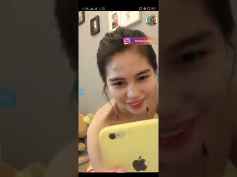 diva siregar goyang dribel pakai baju lingerie hot ... bulat dan besar