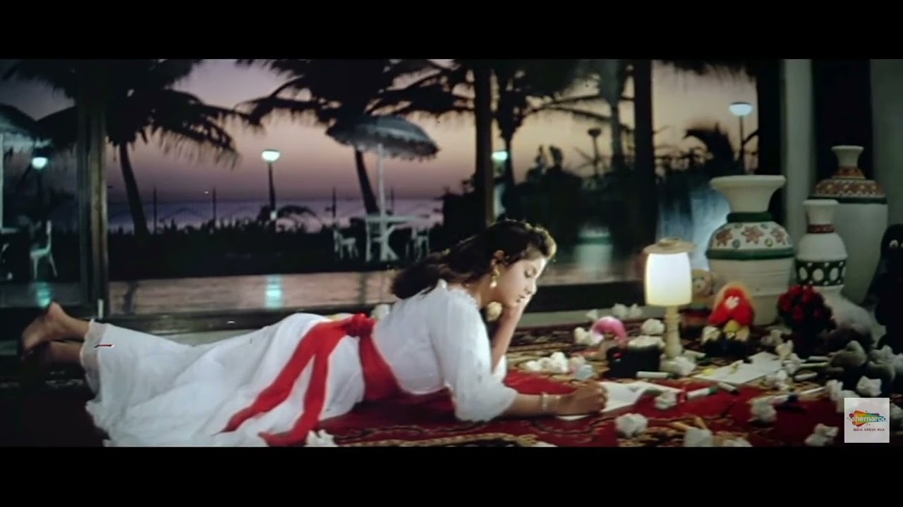 Divya Bharti Beautiful Scene ❤️