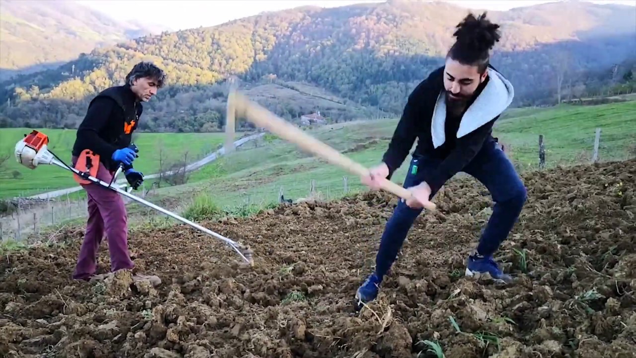 ''DOĞAL HAYATA DÖNÜŞ'' (VİDEO BAHÇE ÇAPALAYAN BABA İÇERİR)