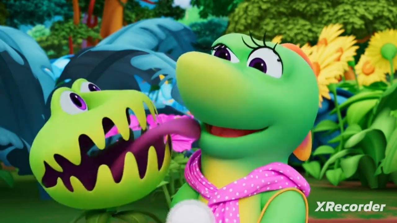 dog licking a plant licks isa's face (Dora The Explorer 25th years anniversary)