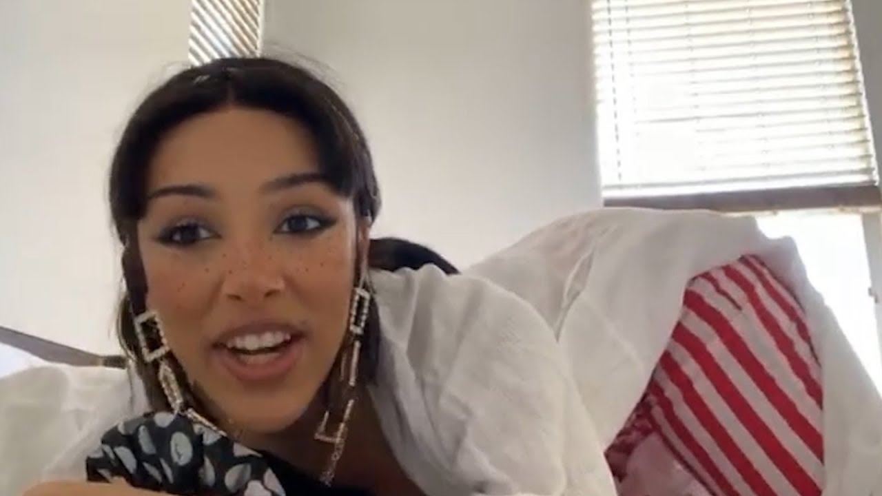 Doja Cat Twerks On Live To Medieval Pirate Music (May 11, 2020)