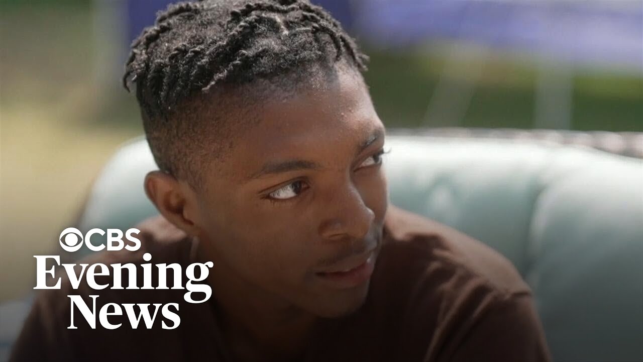 Donations pour in for teen who helped coworkers at Burger King after graduation