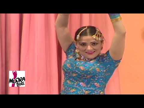 DOOD PYAR WALA - NADIA ALI MUJRA - NASEEBO LAL -PAKISTANI MUJRA DANCE