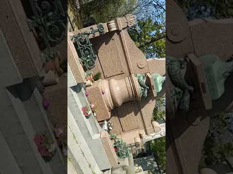 Dr Samuel Hahnemann Tomb in Pere LACHAISE Cemetery, Paris