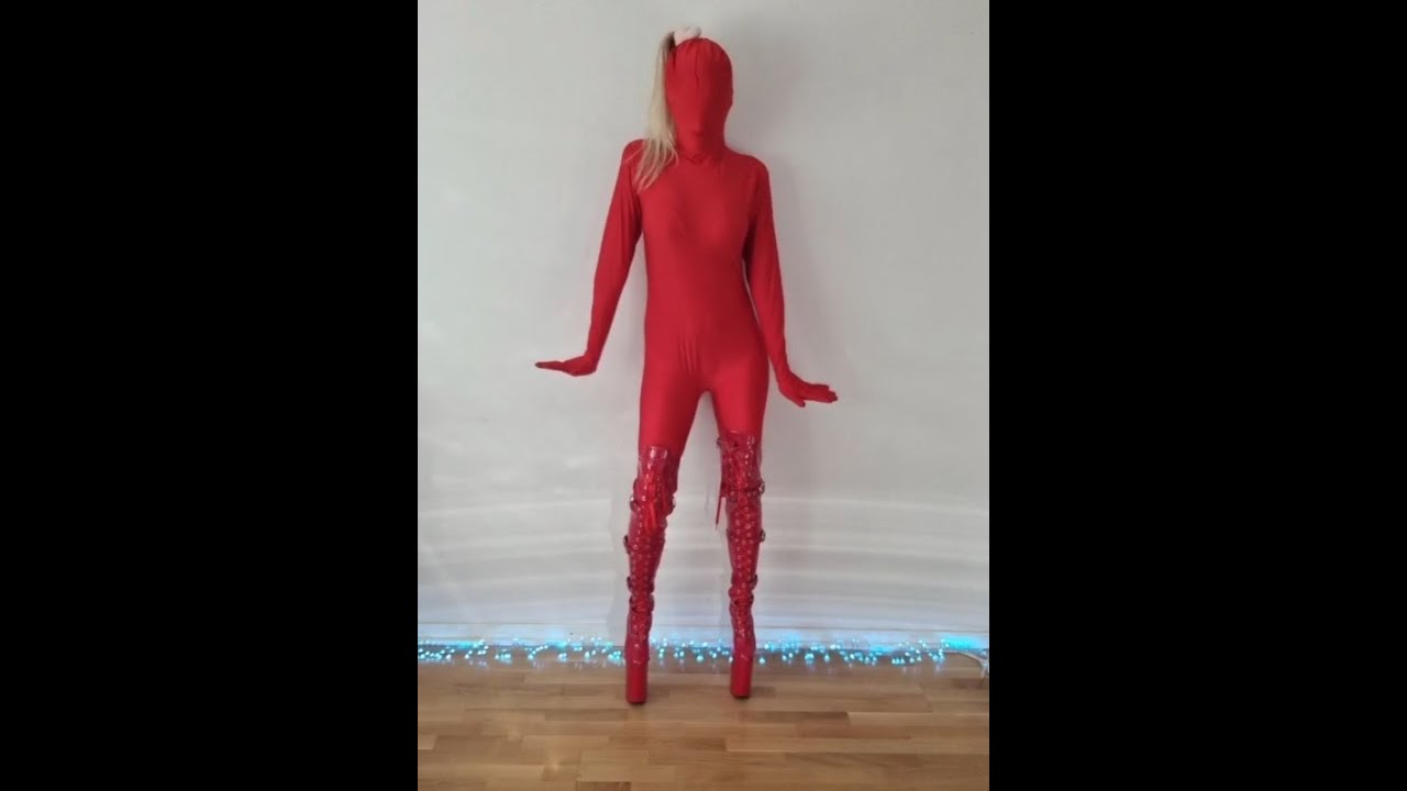 Dressed in a Morphsuit 😅