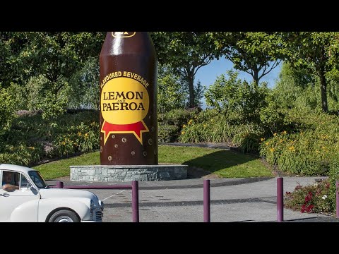 Drive Through Paeroa Town Center, World Famous in NZ' town of Paeroa,