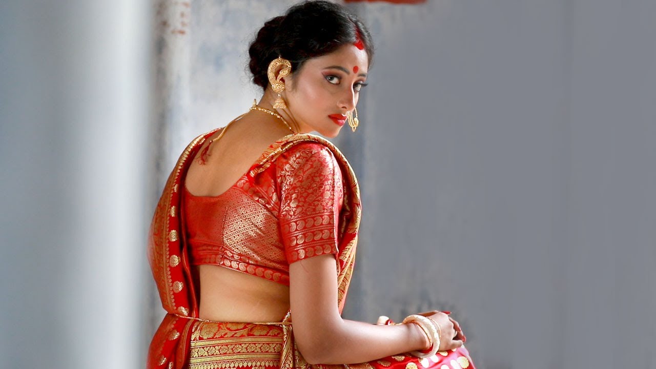 Durga Puja Red Banarasi Saree Look | Saree Photoshoot 2021 - Model Bipasha | Saree Sutra