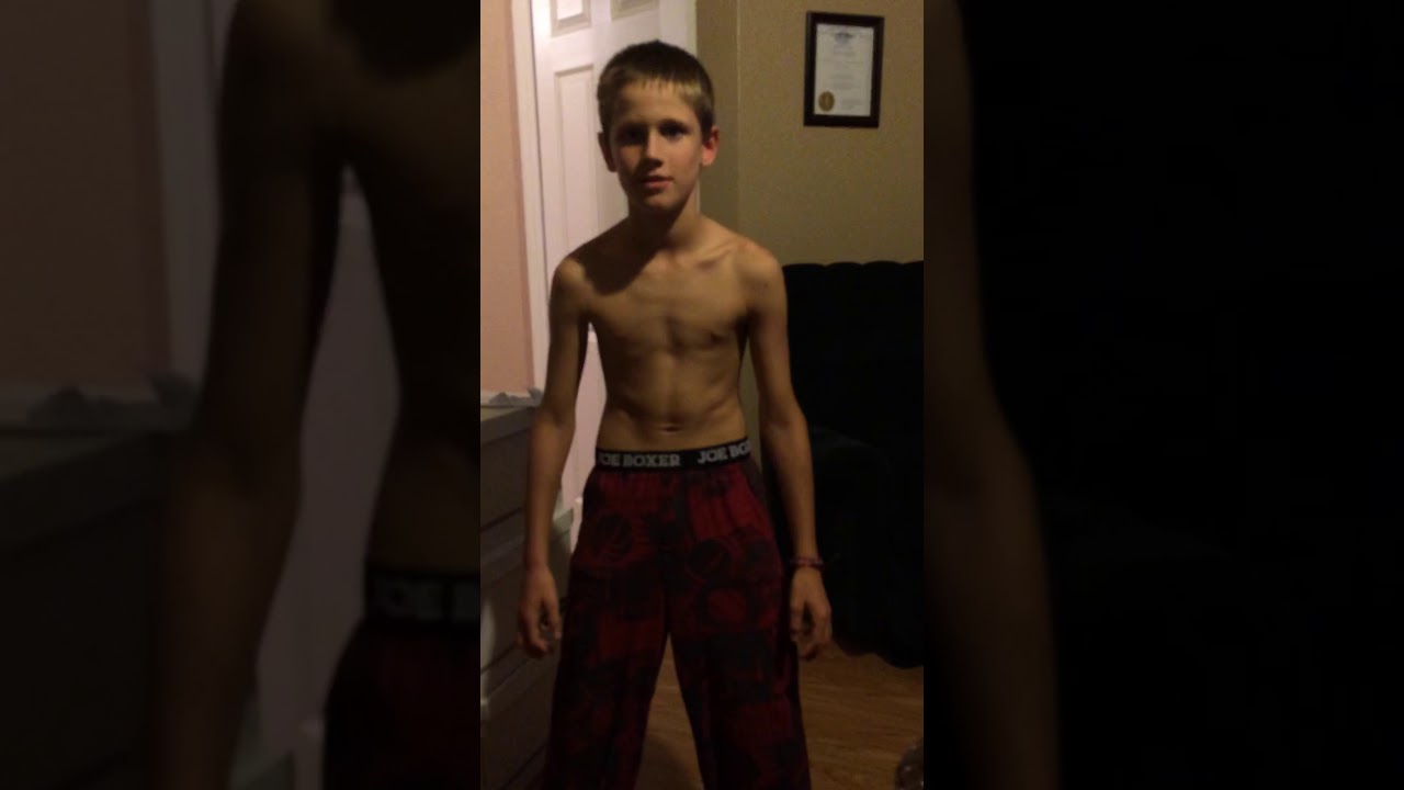 Dylan 9 belly roll