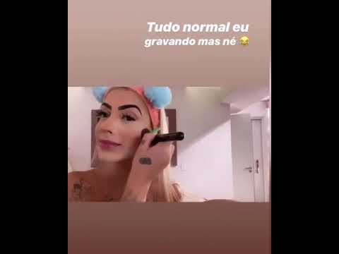 DYNHO ALVES CHUP@ MC MIRELLA ENQUANTO ELA FAZ VÍDEO SE MAQUIANDO