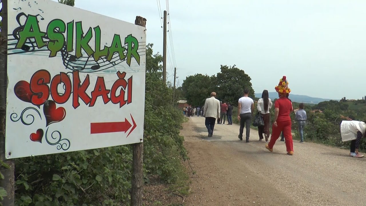 Eş adaylarını 'Aşıklar Sokağı'nda aradılar