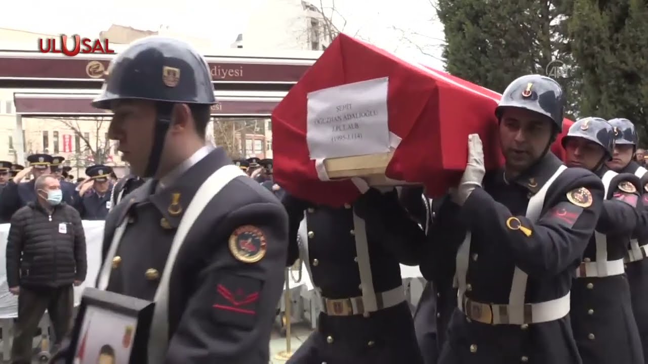 Şehit Albay Oğuzhan Adalıoğlu Eskişehir'de son yolculuğuna uğurlandı