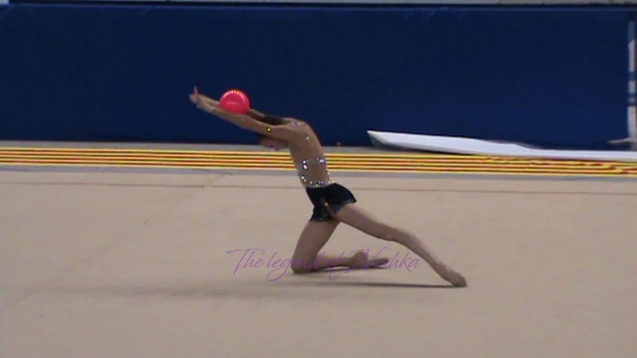 Ekaterina SAMOYLOVA ball - 2012 Vitry Cup *junior*