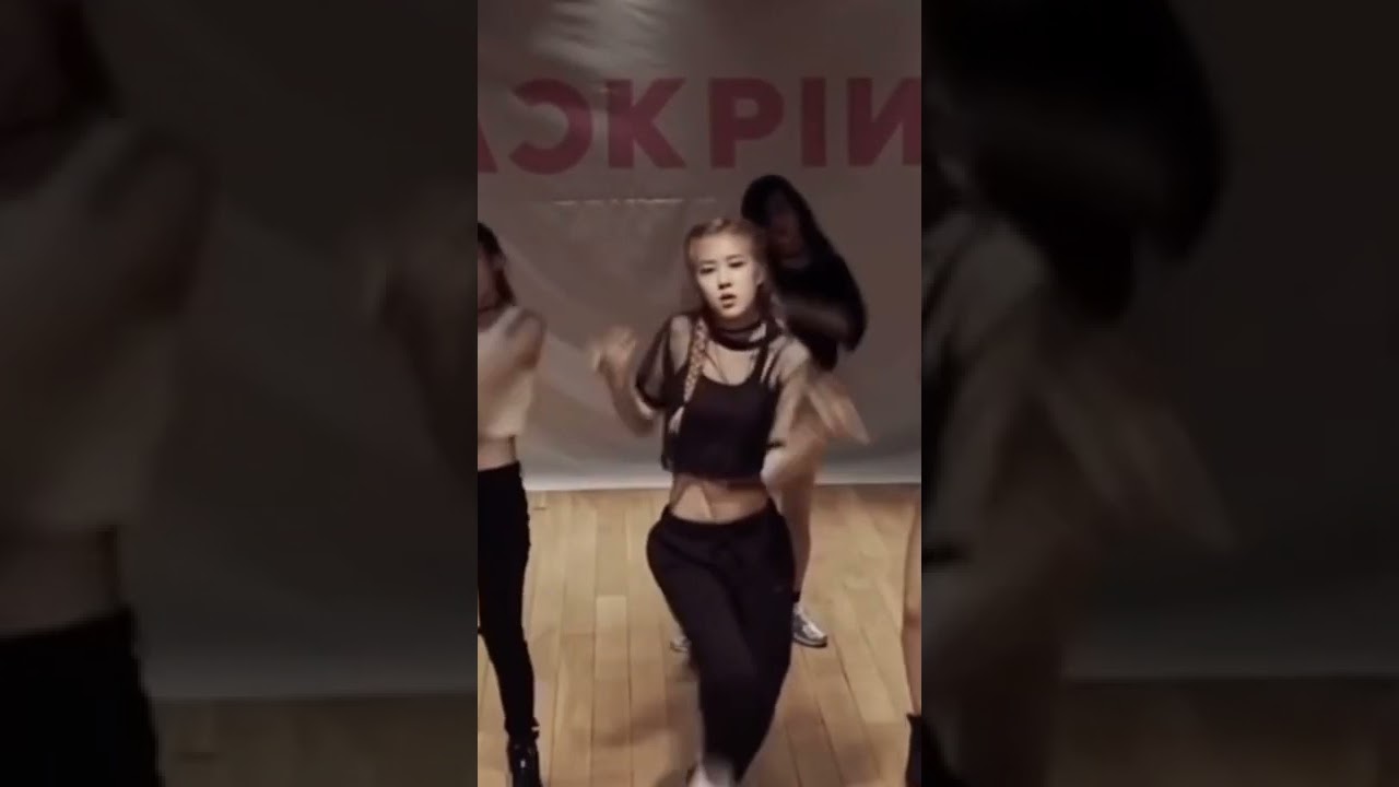 El ombligo de Rosé😍😱🔥#ytshorts #blackpink #lisa #jennie #jisoo #rosé #chaeyoung #viral #shorts #1