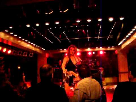 elena strati live socolata