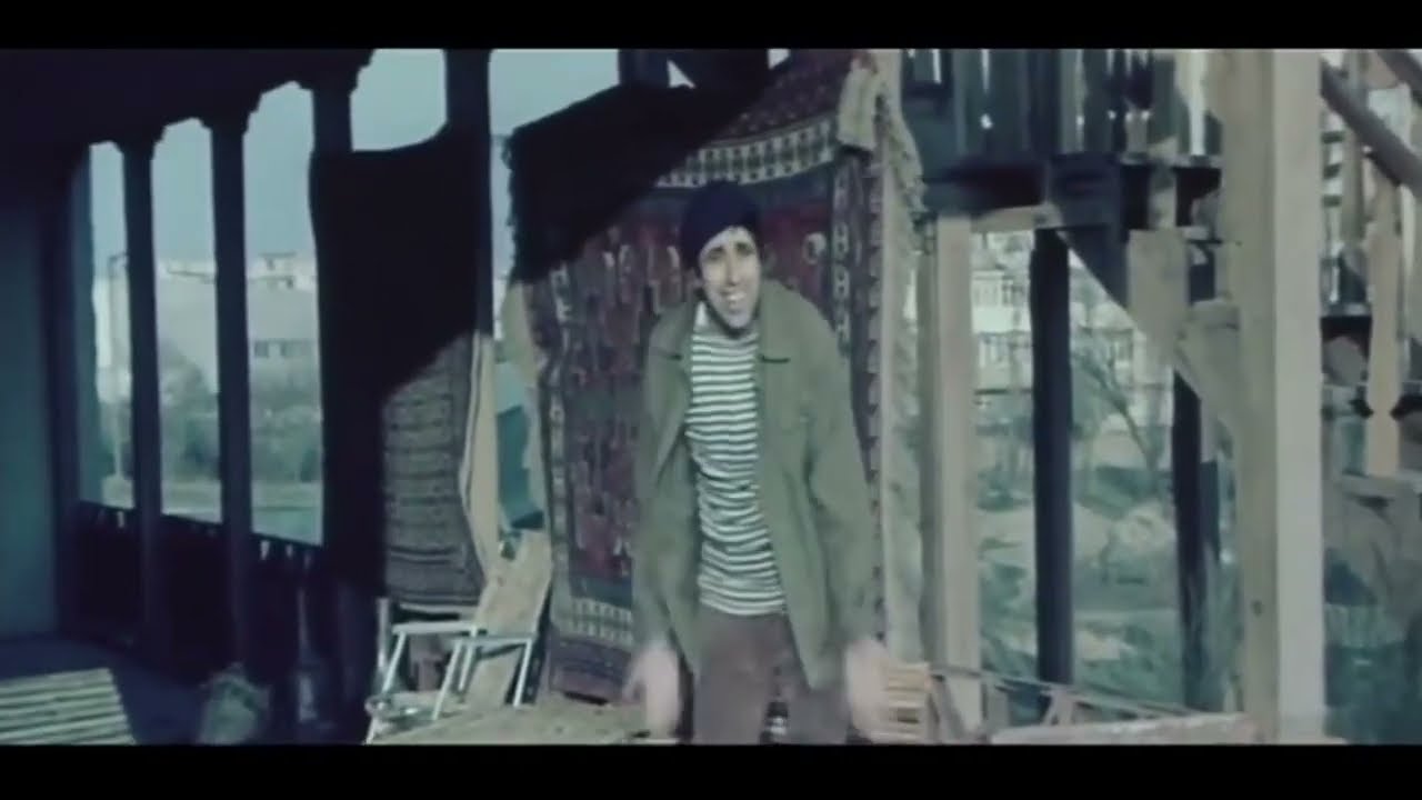 Elesger ne var e (Beyin ogurlanmasi filminden) zerbi-mesel olmush fraqmentler