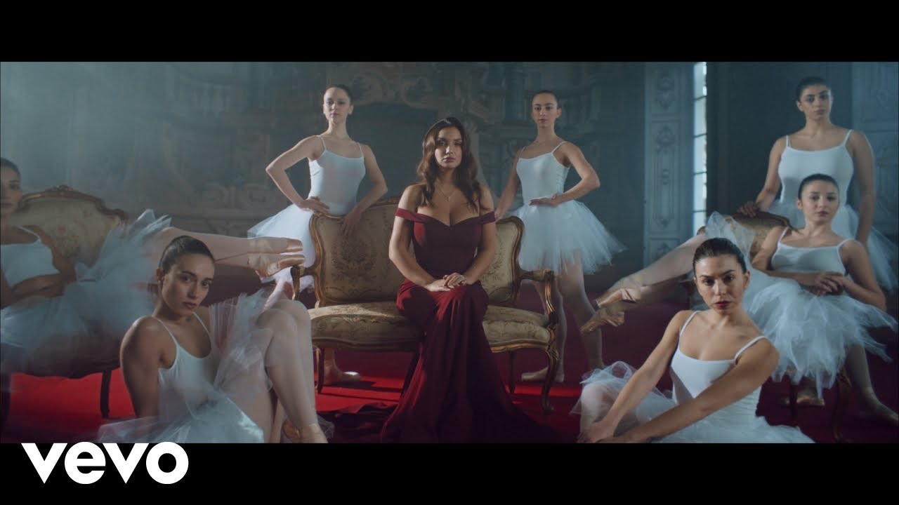 Elettra Lamborghini - Musica (E Il Resto Scompare)