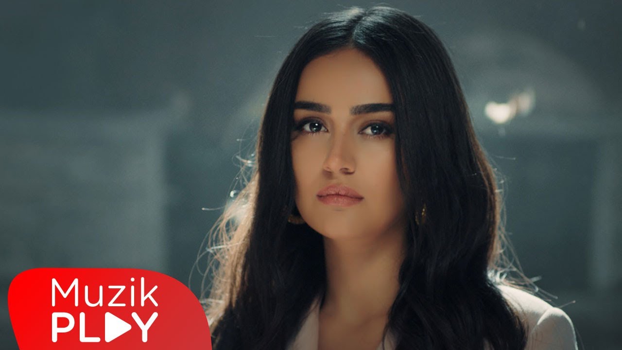 Elif Buse Doğan - Yaş (Official Video)