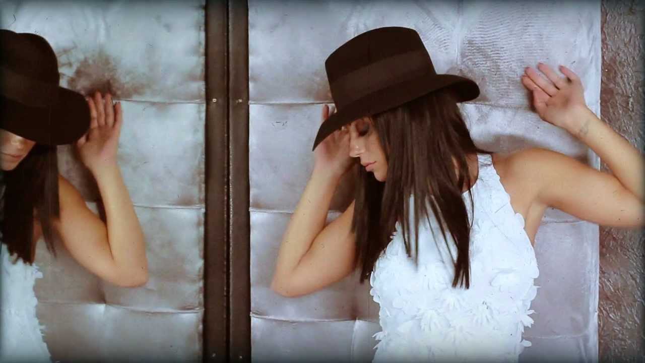 EMANUELA & JORDAN - EMANUELA / ЕМАНУЕЛА И ДЖОРДАН - Емануела (Official Music Video)