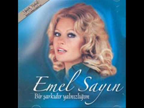 Emel Sayın Ah Bu Şarkıların Gözü Kör Olsun