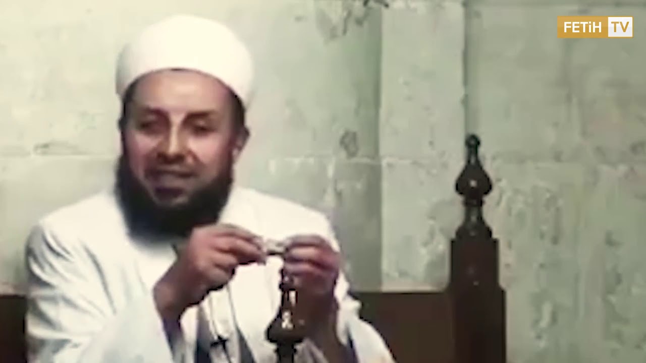Eminönü'nde Vapura Düşen Meşhur Dilenci   Abdülmetin Balkanlıoğlu