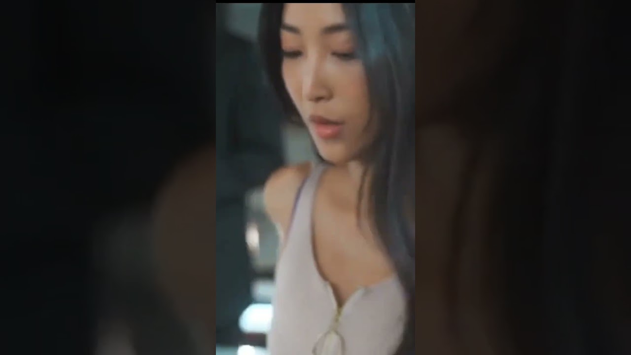 Emiri Momota 1