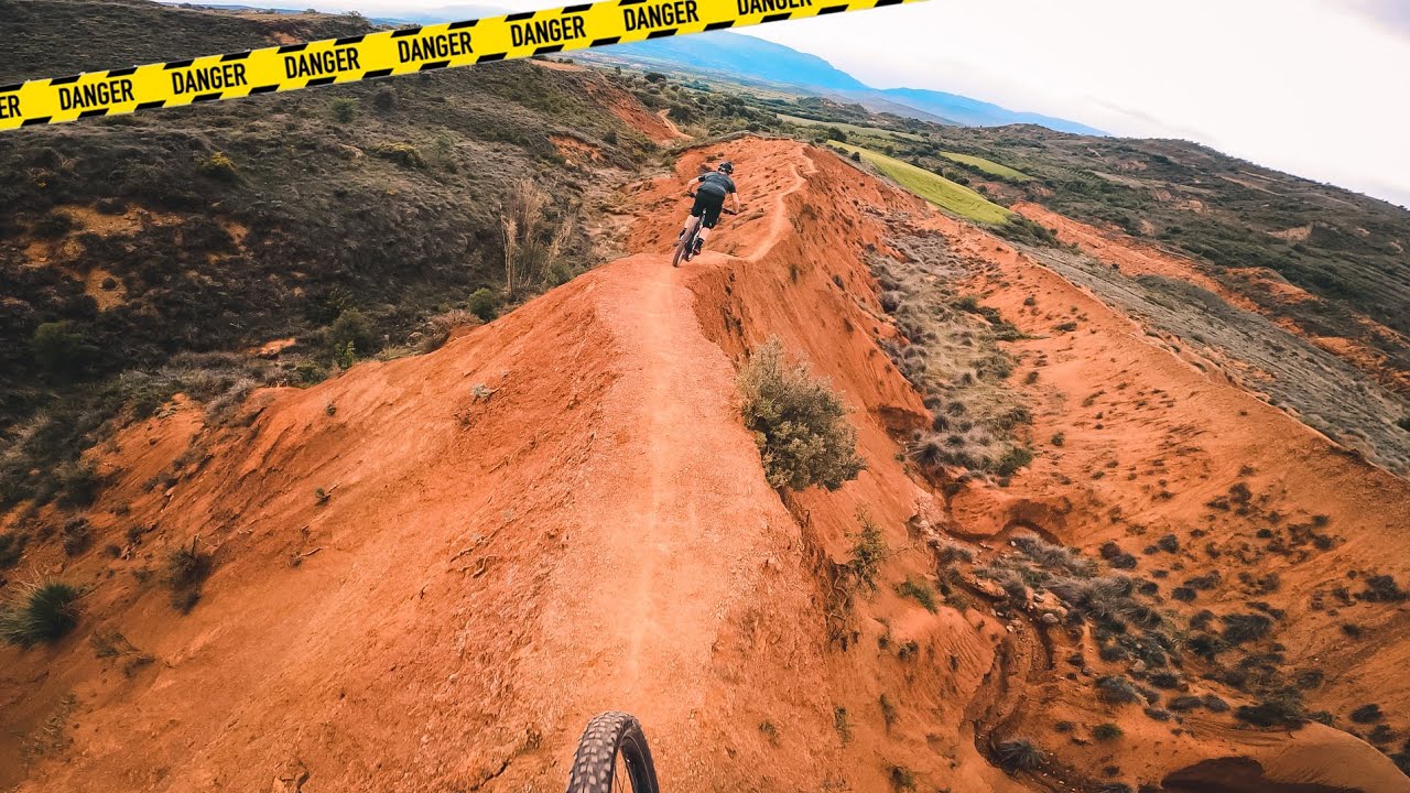 Encontramos el “Mini” RED BULL RAMPAGE de España! 🚀 | ENDUVLOG 046 [MTB 4k]