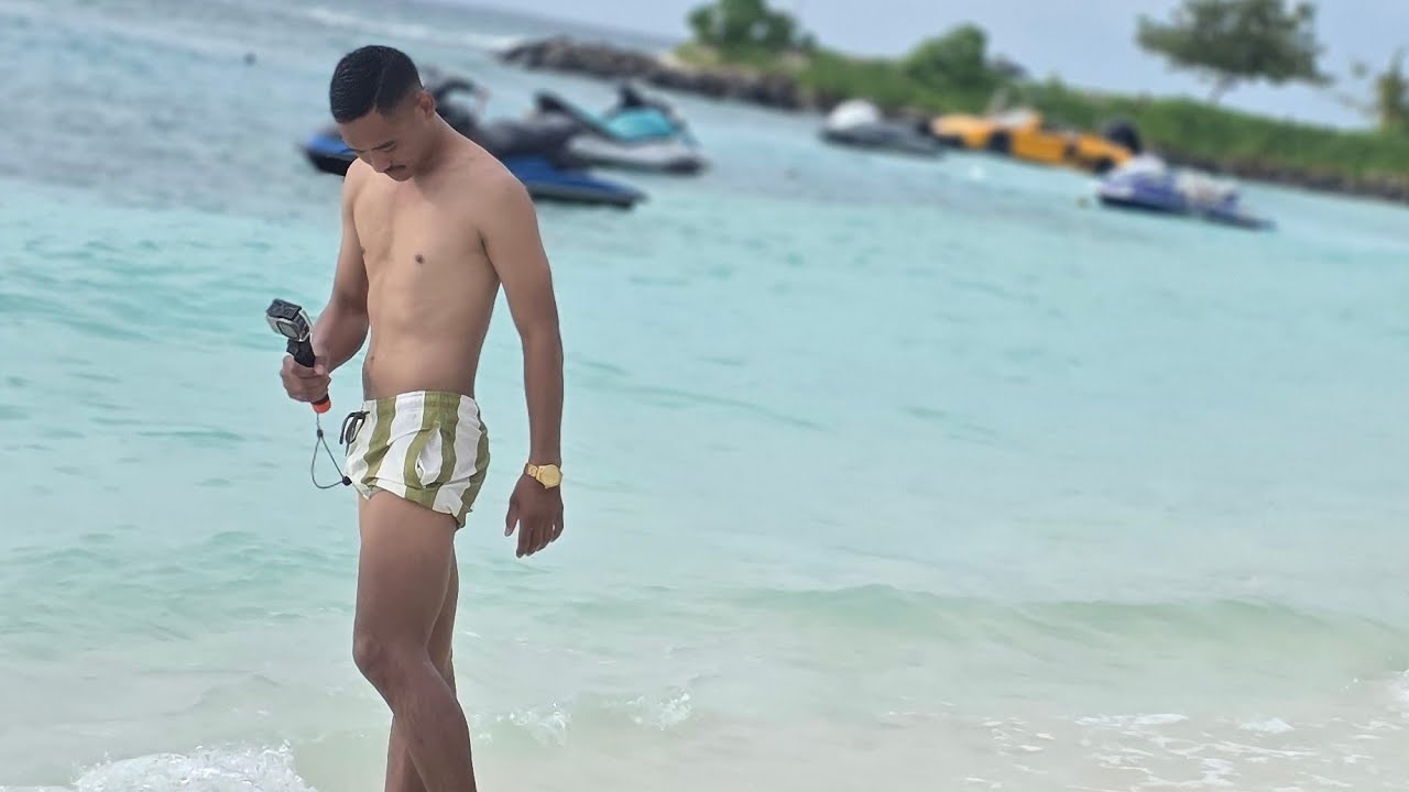 Episode:-2 one of the best island (maafushi island)in Maldives #maldives 🥰