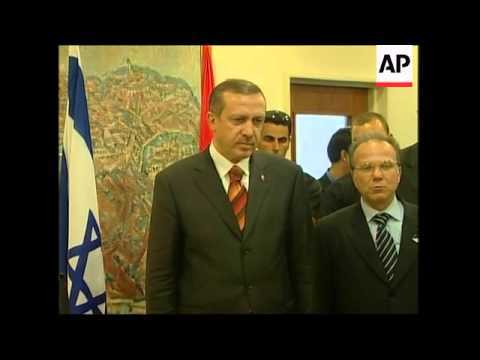 Erdogan meets Katsav, visits Yad Vashem