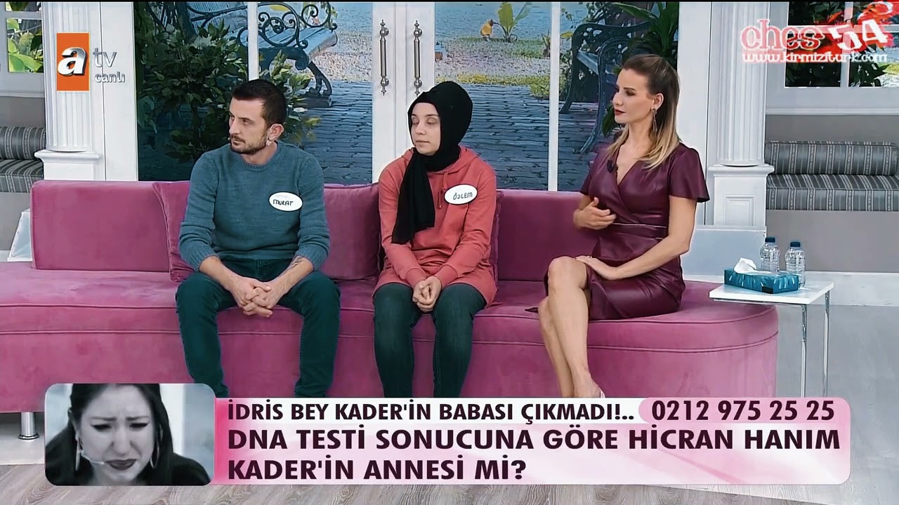 ESRA EROL DERİ ELBİSE BACAK KALÇA FRİKİKLERİ