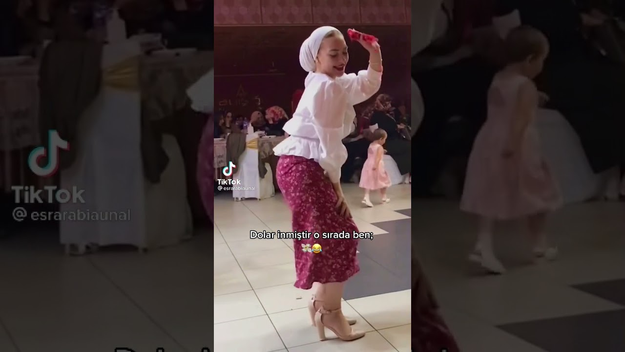 Esra Rabi Ünal Tekrar Meşhur Olduğunu Videoyu Paylaştı 😍 (Annem Kapalı Gelin İstemiştir) Bilmeyen?