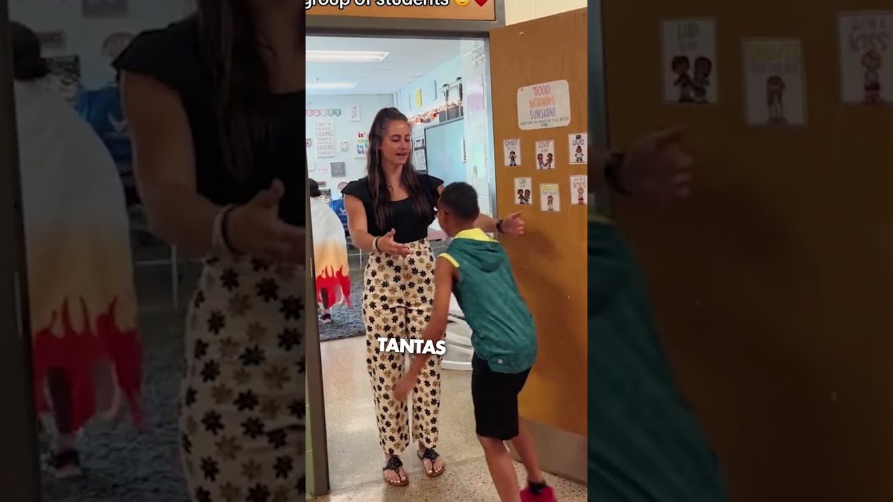Estos Alumnos Tienen La Mejor Profesora 🥺