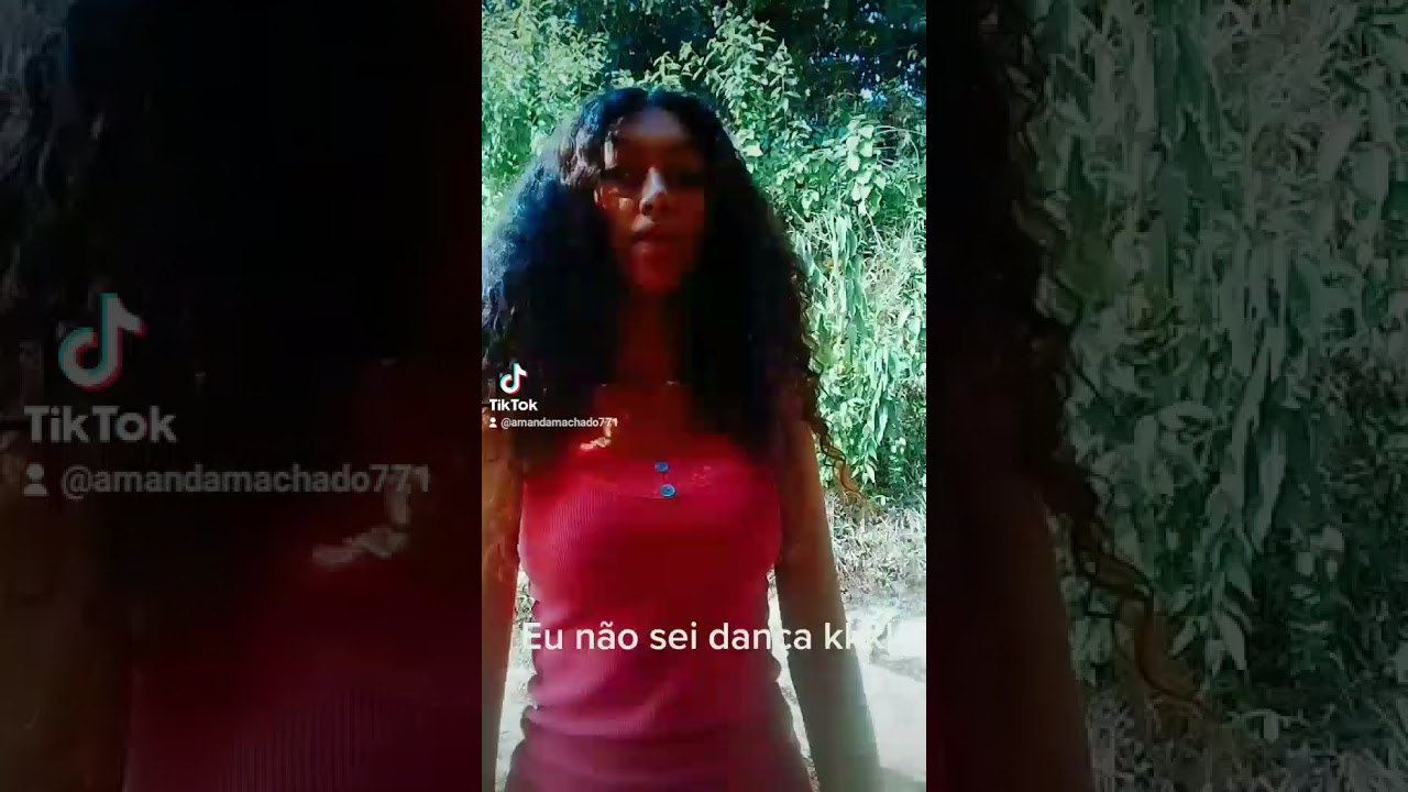 Eu dançando  novamente que vergonha ksksk😳🙈♥️