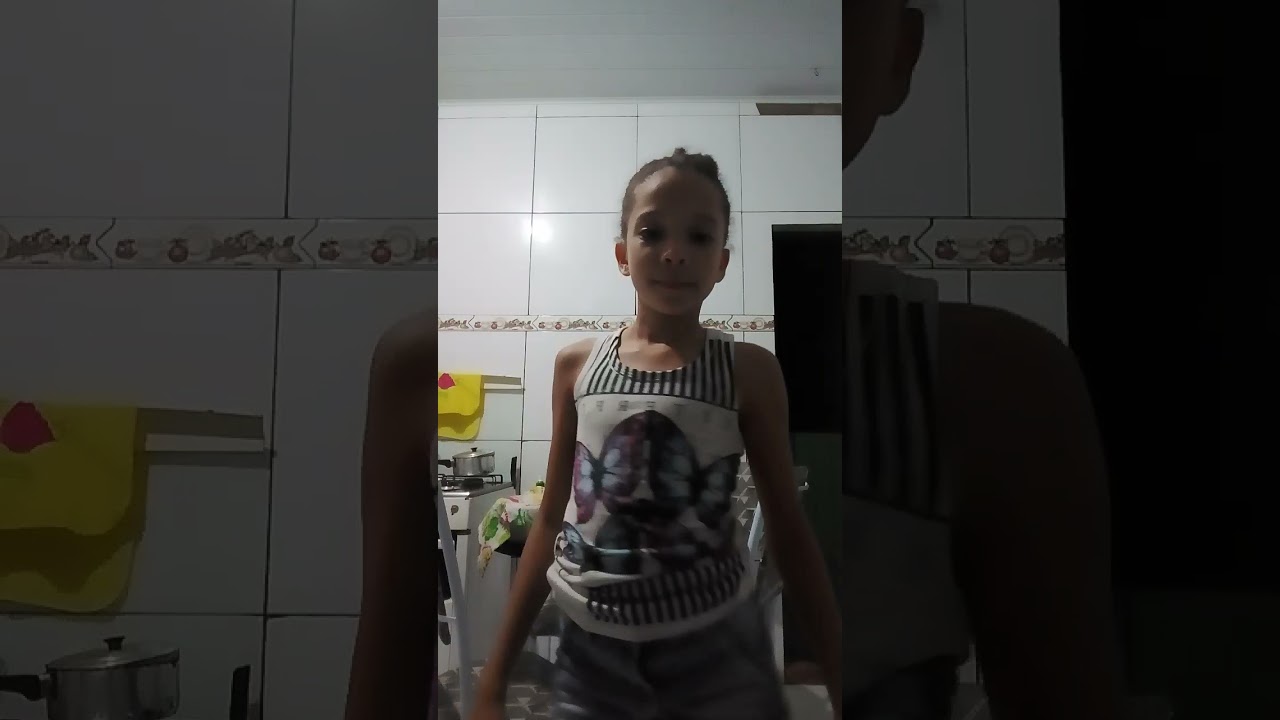 Eu dançando kkkk