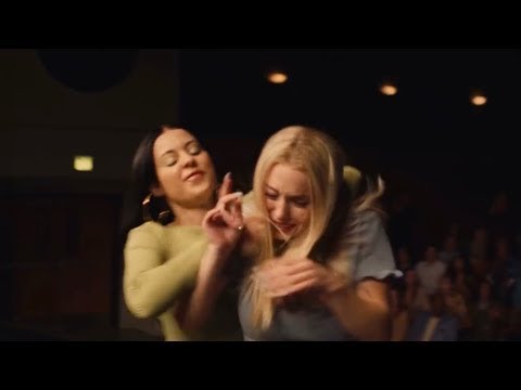 Euphoria 2. Sezon 8. Bölüm Maddy Cassie'yi Dövüyor- Türkçe Altyazılı