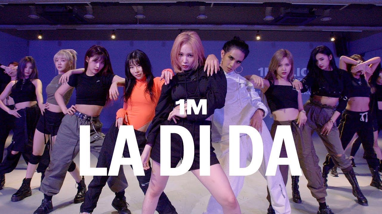 EVERGLOW - LA DI DA / Haejun X Tina Boo X Lia Kim Choreography