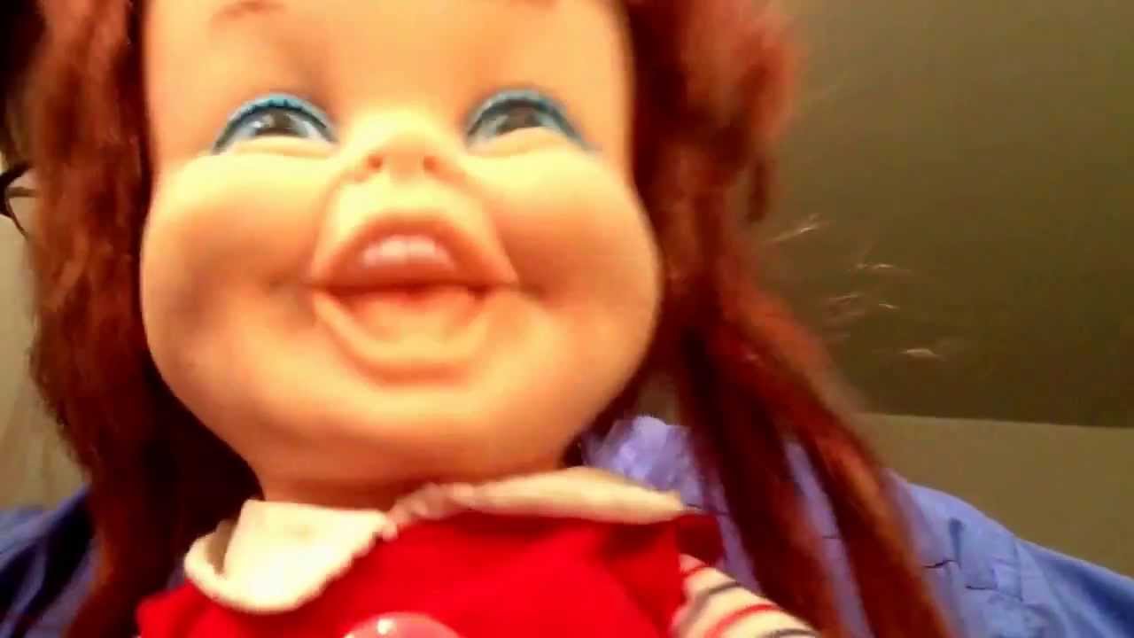 Evil Doll Baby Laugh A Lot by Remco and her batteries are running Low! Mike Mozart of JeepersMedia