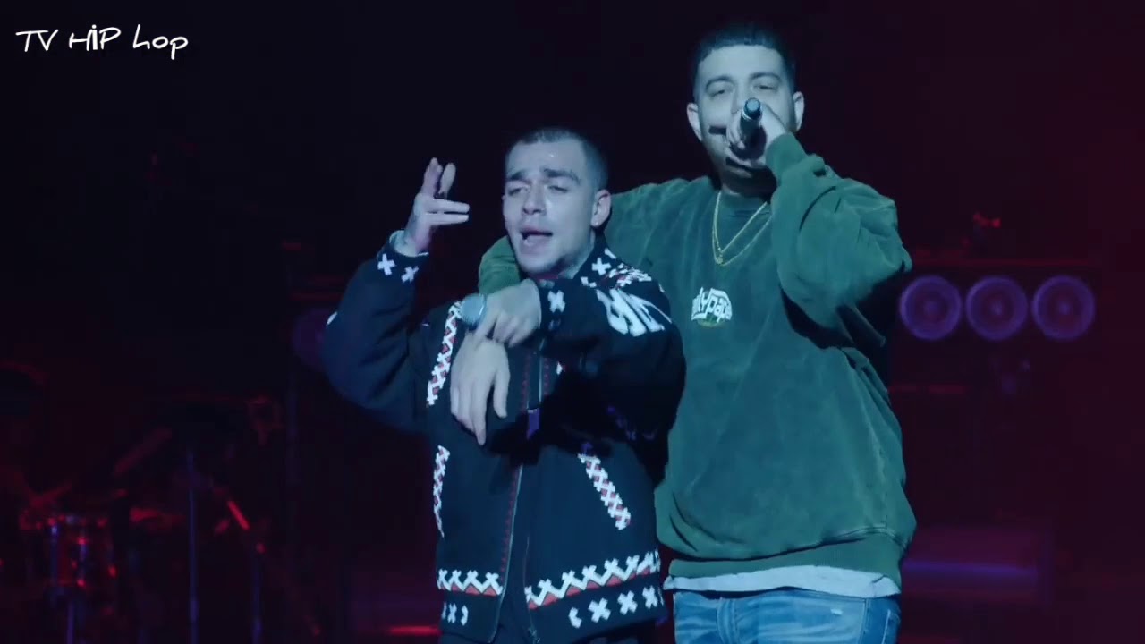Ezhel & Murda - Boynumdaki Cahain & AYA ( Wolkswagen Arena live 2019)