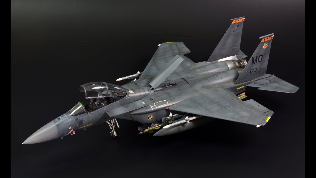 F-15E Strike Eagle - 1/72 scale GWH model kit - aircraft model